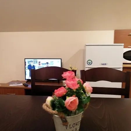 아파트 At